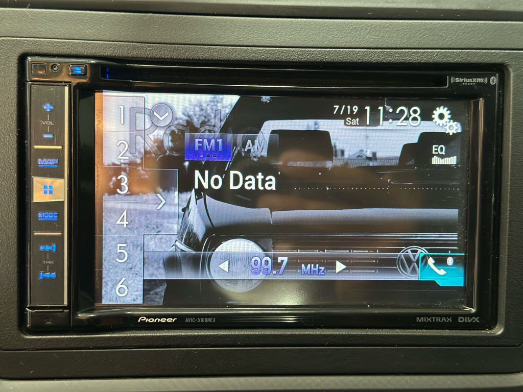 2012 Volkswagen GTI Image 27