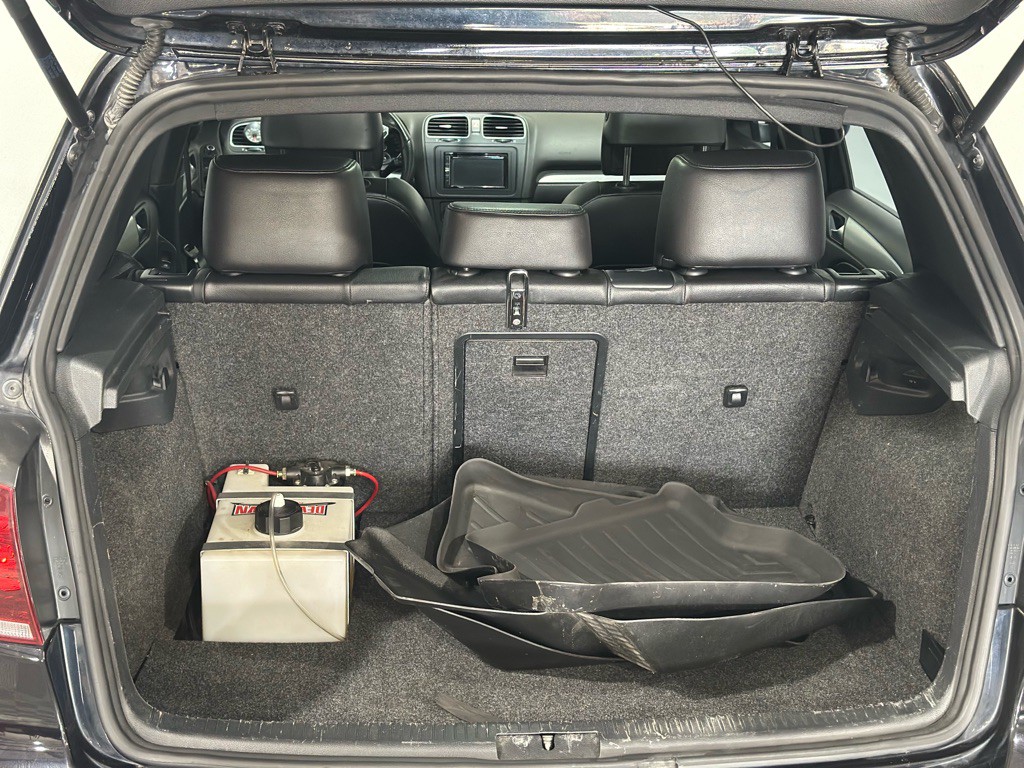 2012 Volkswagen GTI Image 36