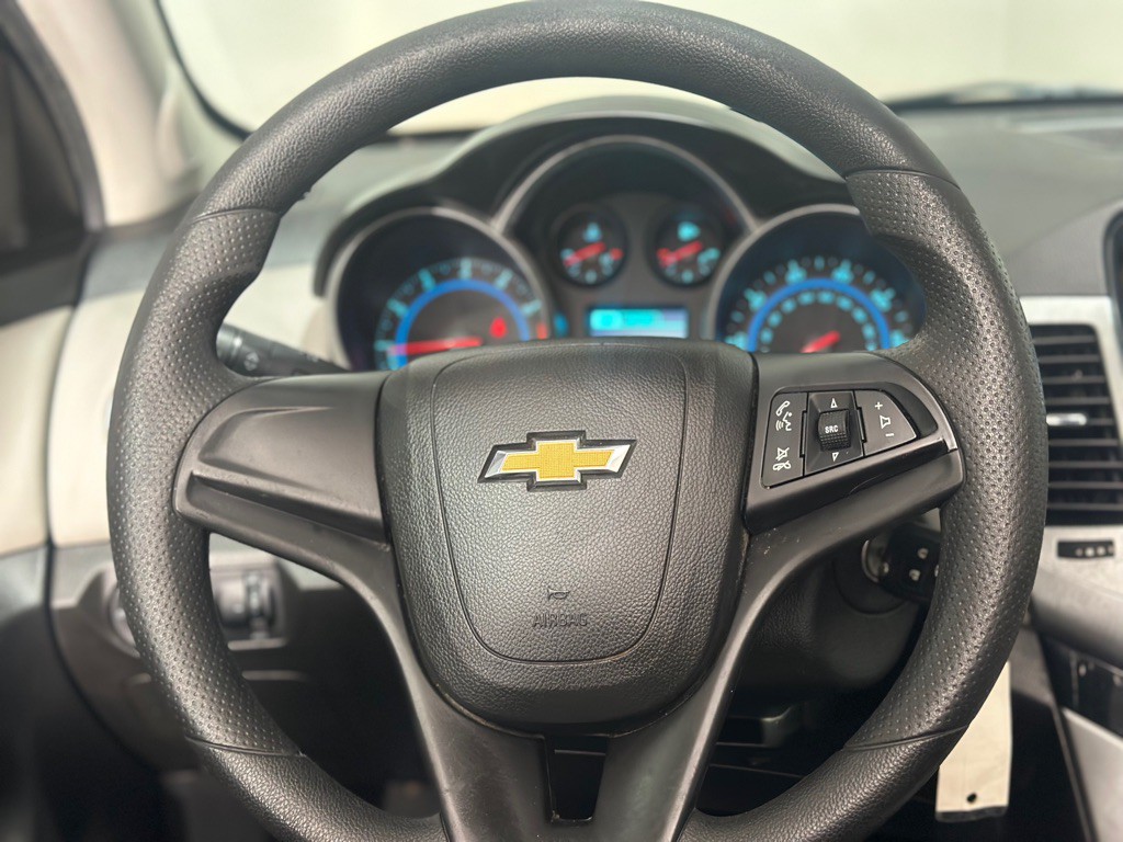 2013 Chevrolet Cruze Image 14