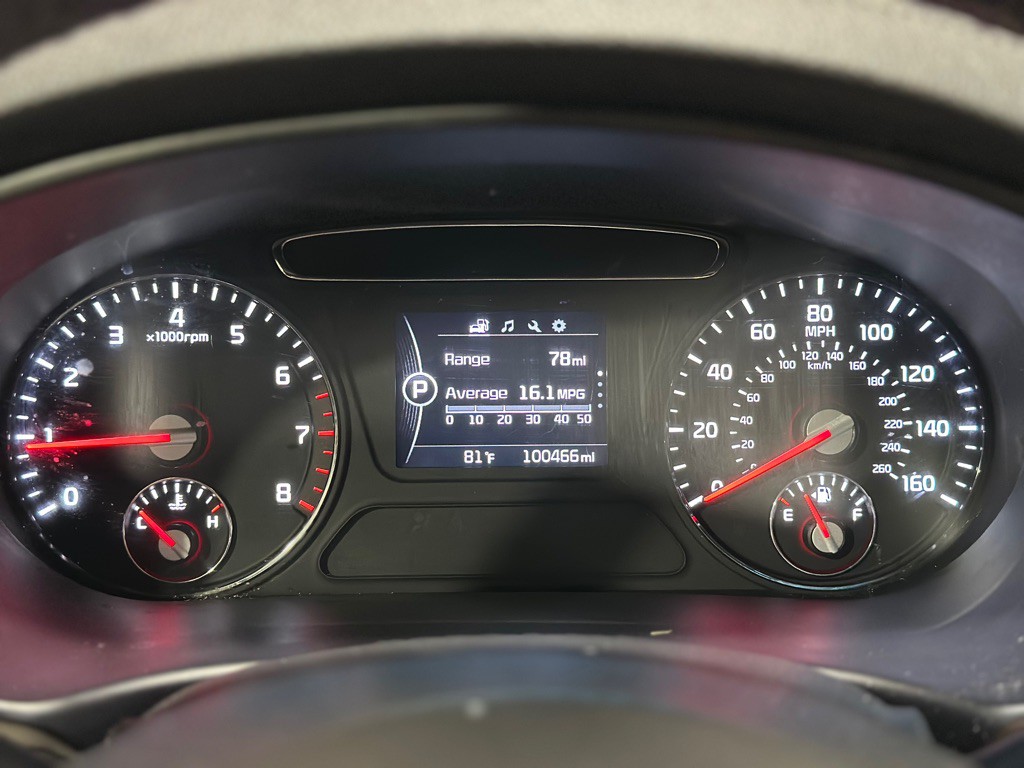 2016 Kia Sorento Image 12