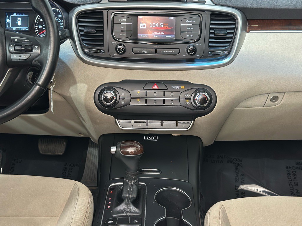 2016 Kia Sorento Image 14