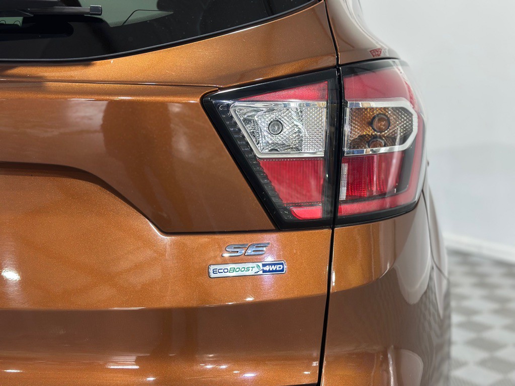 2017 Ford Escape Image 10