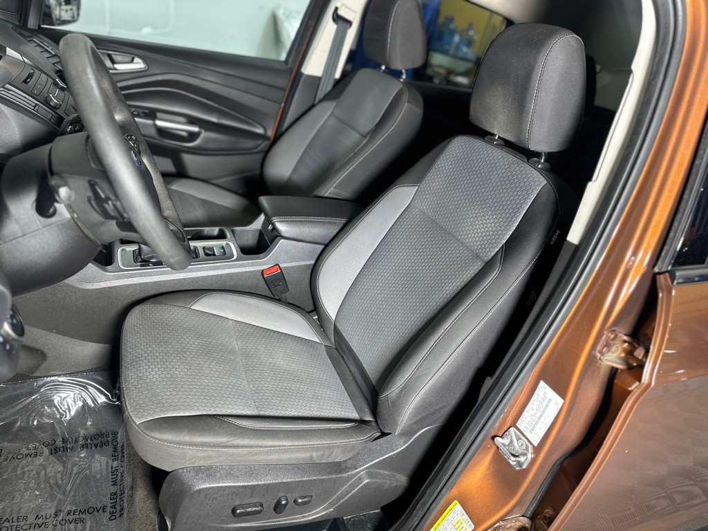 2017 Ford Escape Image 24