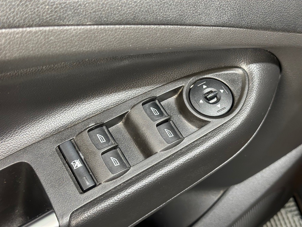 2017 Ford Escape Image 29