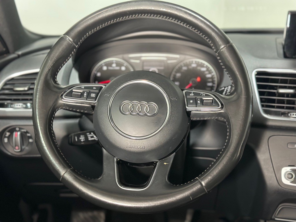 2016 Audi Q3 Image 13