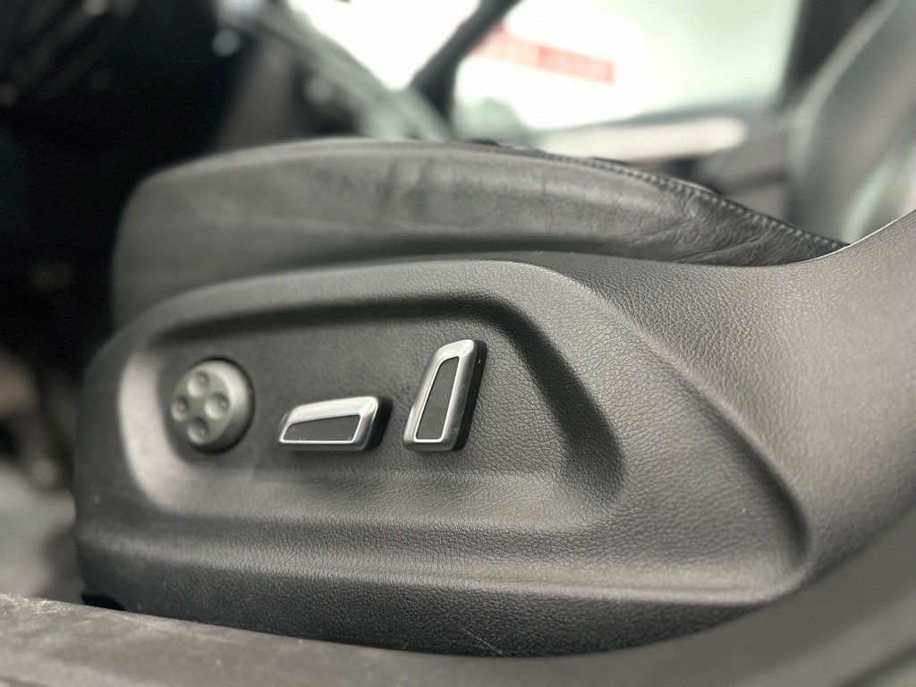 2016 Audi Q3 Image 24