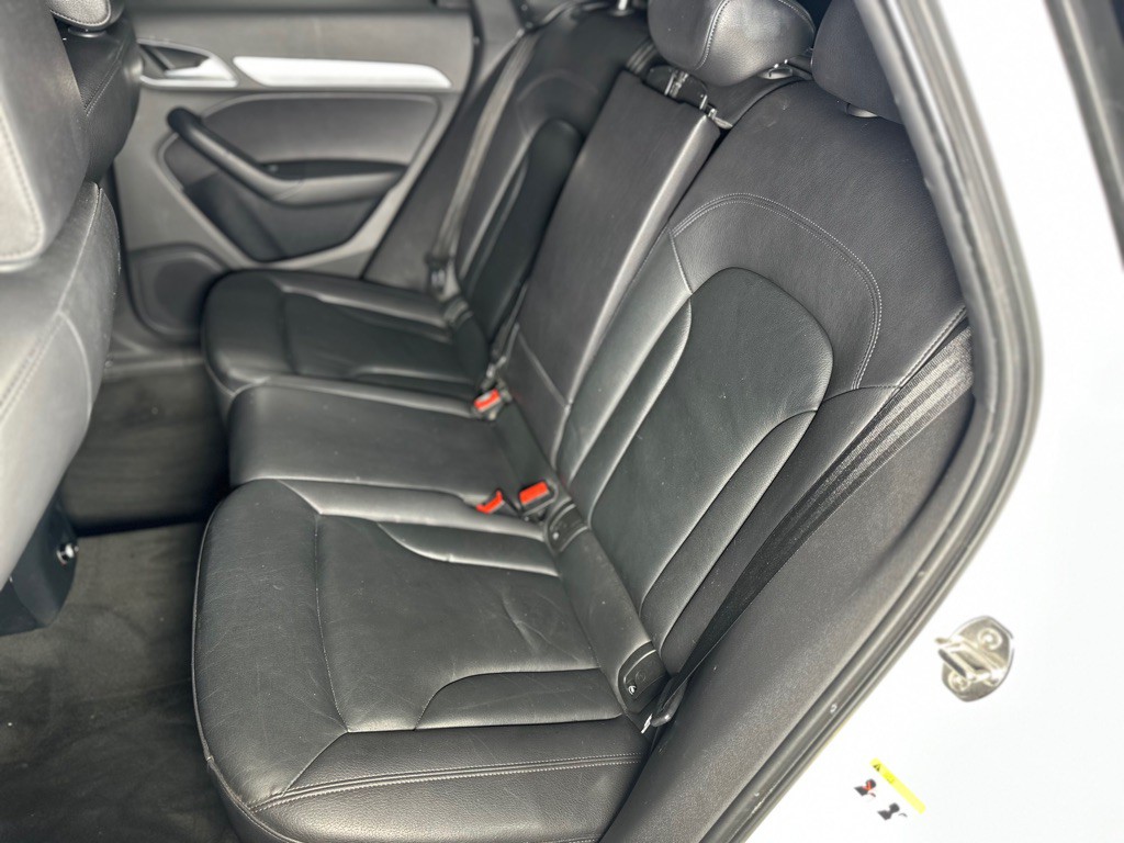 2016 Audi Q3 Image 26