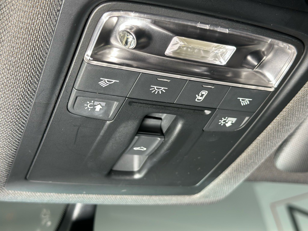 2016 Audi Q3 Image 33