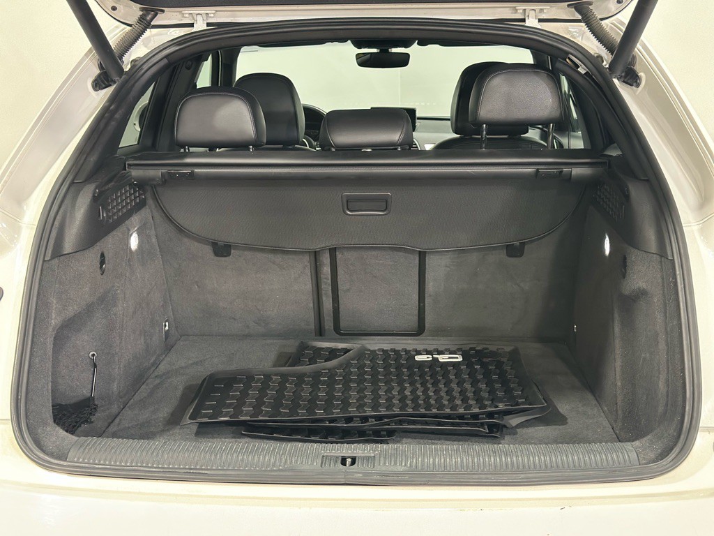 2016 Audi Q3 Image 36
