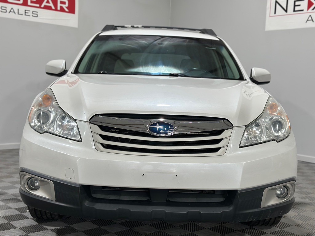 2011 Subaru Outback Image 4