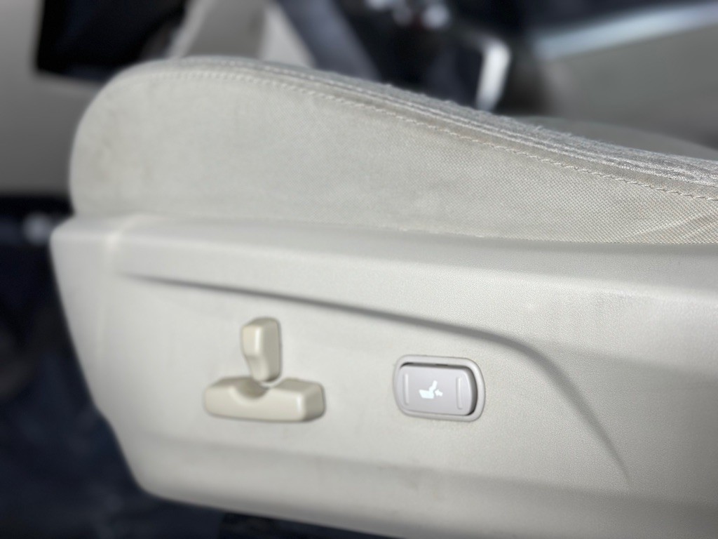 2011 Subaru Outback Image 20