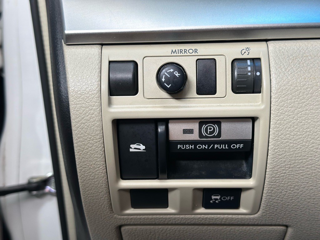 2011 Subaru Outback Image 26
