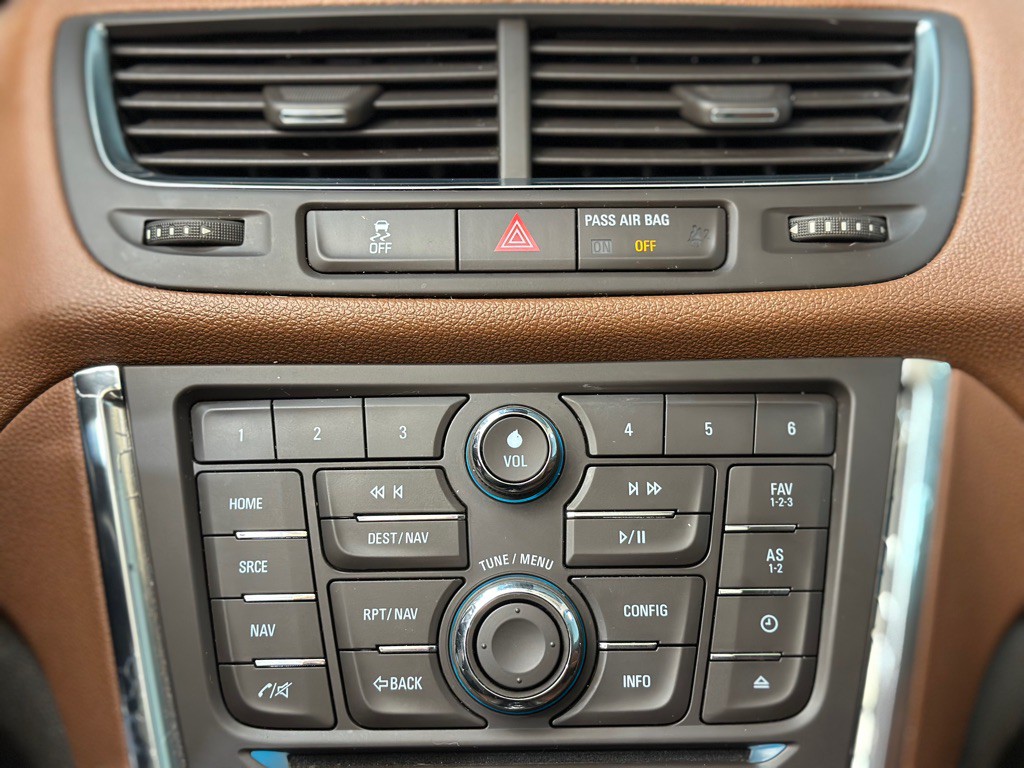 2015 Buick Enclave Image 17