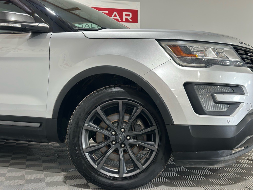 2017 Ford Explorer Image 3