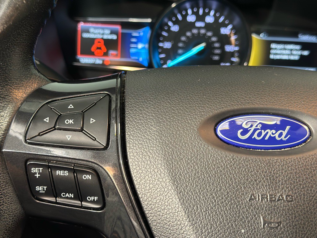 2017 Ford Explorer Image 34
