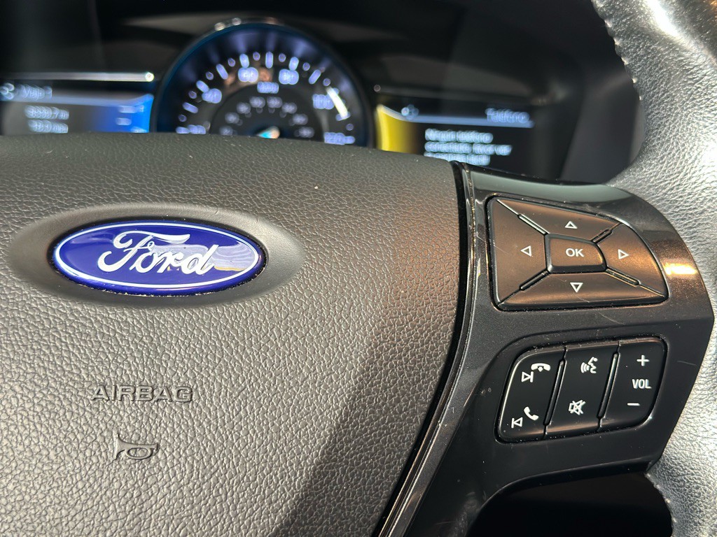 2017 Ford Explorer Image 35