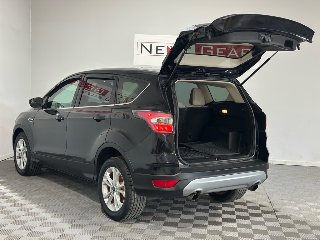 2017 Ford Escape Image 30