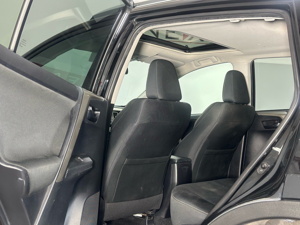 2013 Toyota Rav4 Image 8