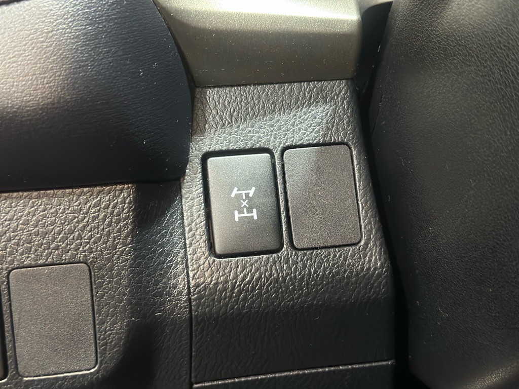 2013 Toyota Rav4 Image 27