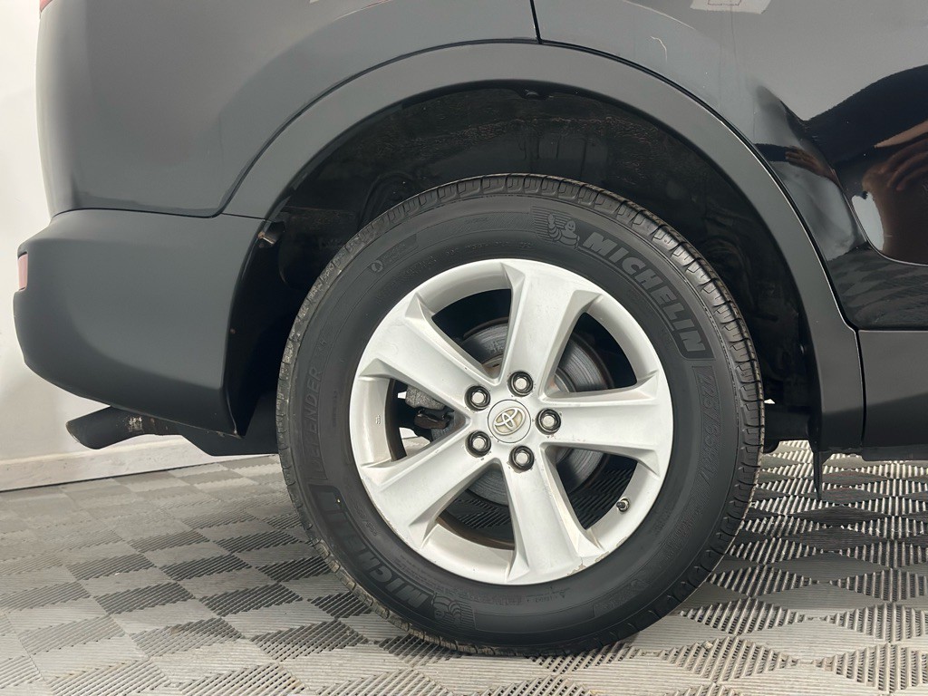 2013 Toyota Rav4 Image 35