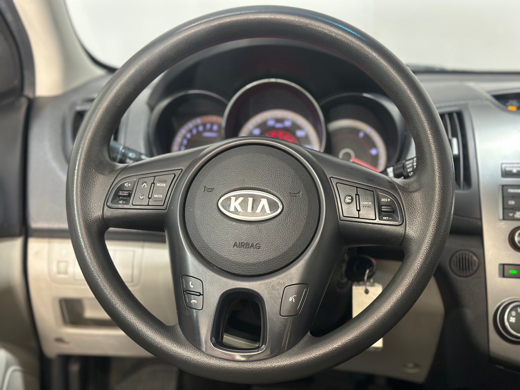 2013 Kia Forte Image 16