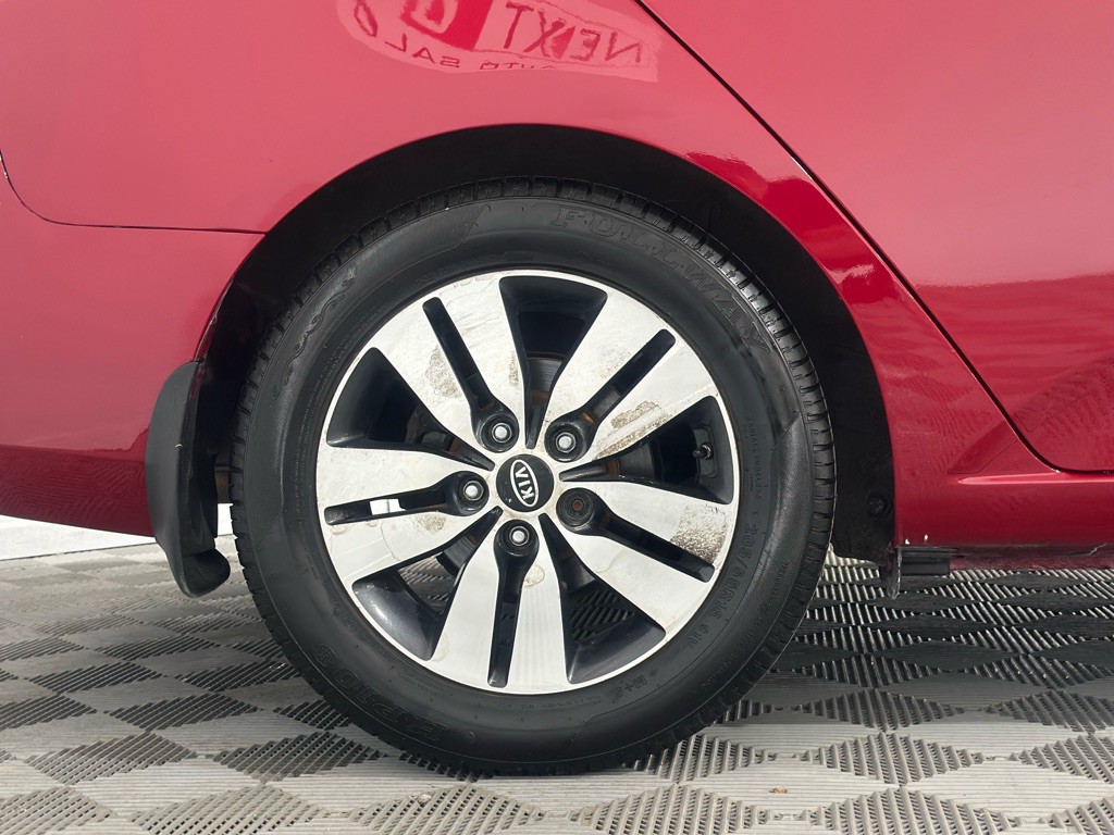 2013 Kia Forte Image 34