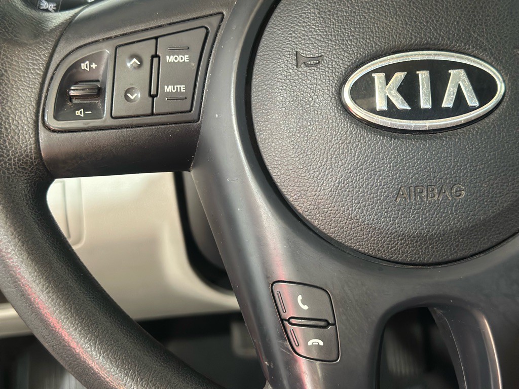 2013 Kia Forte Image 27