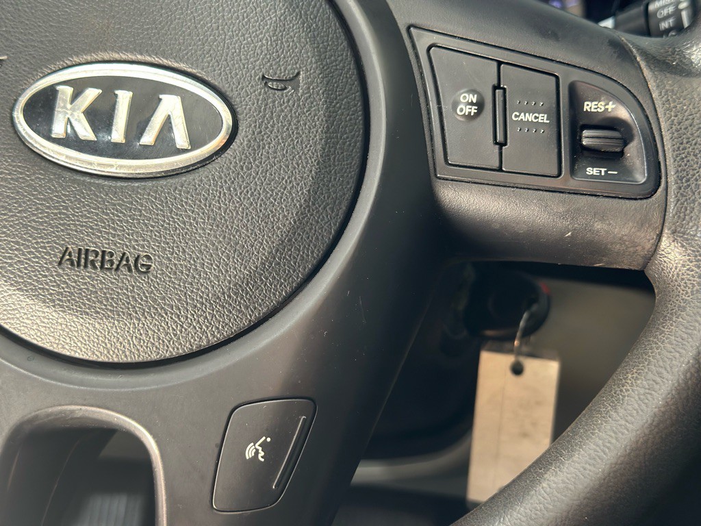 2013 Kia Forte Image 28