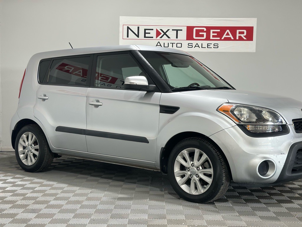 2013 Kia Soul Image 2