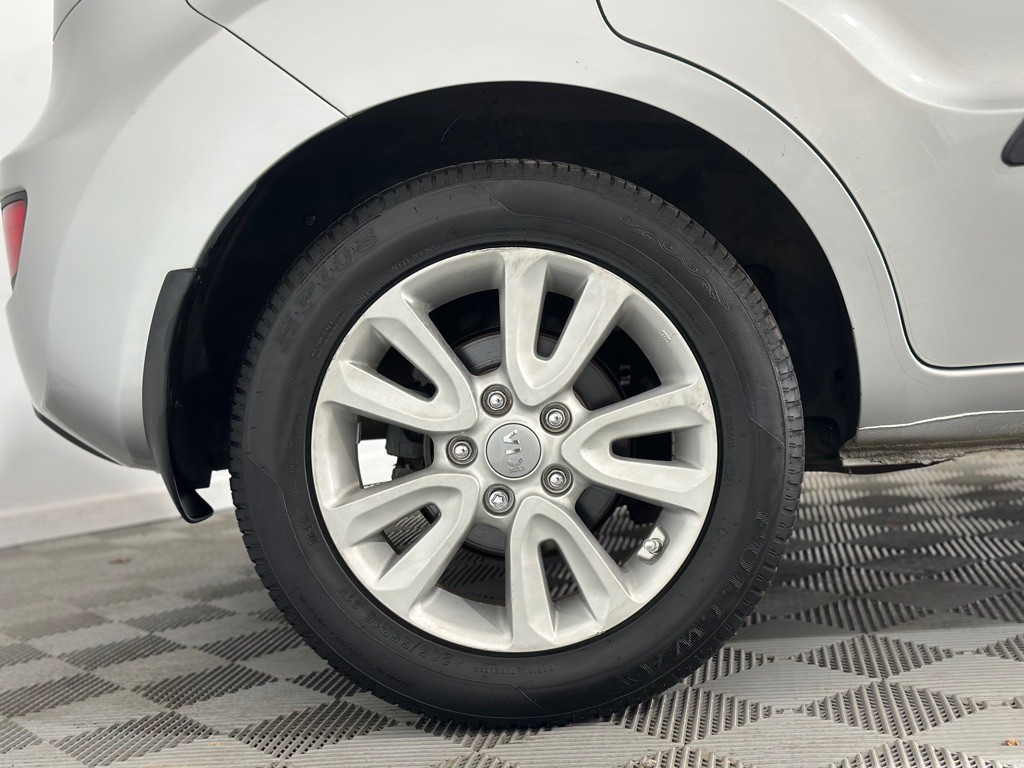2013 Kia Soul Image 36