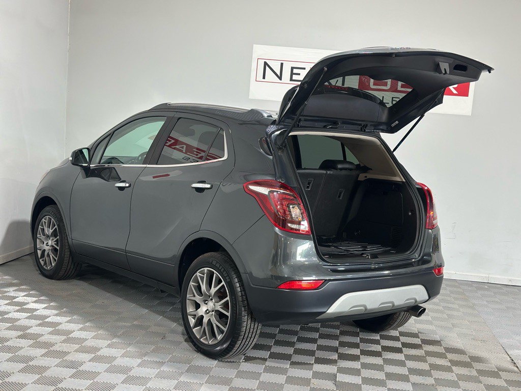 2017 Buick Enclave Image 31