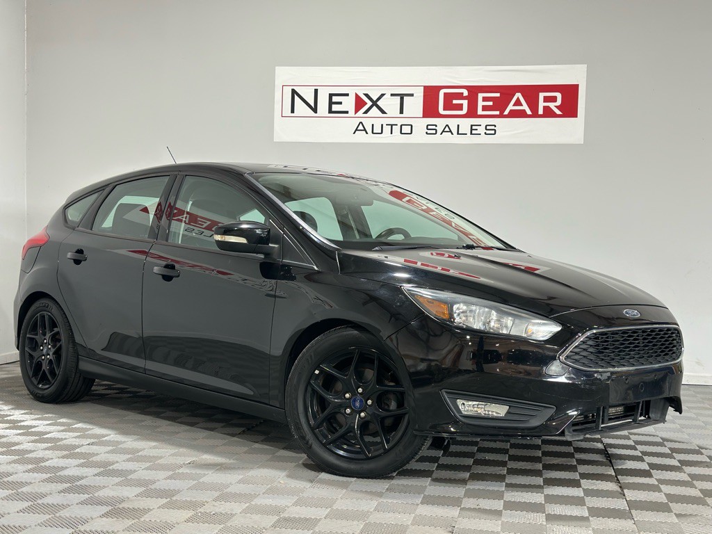 2016 Ford Focus Image 1
