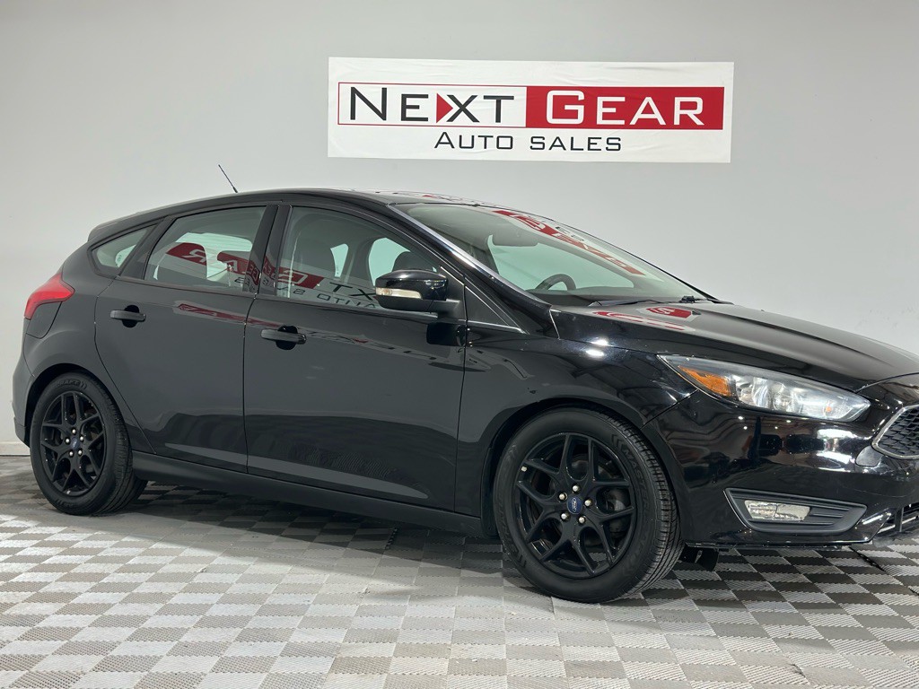 2016 Ford Focus Image 2