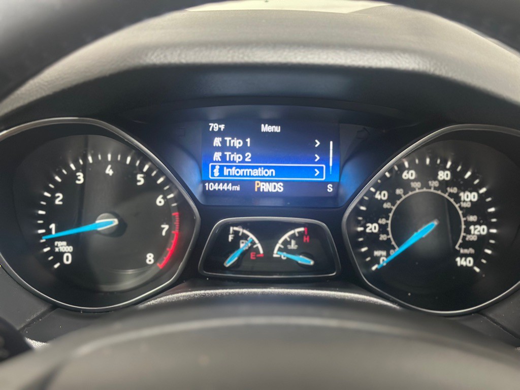 2016 Ford Focus Image 14