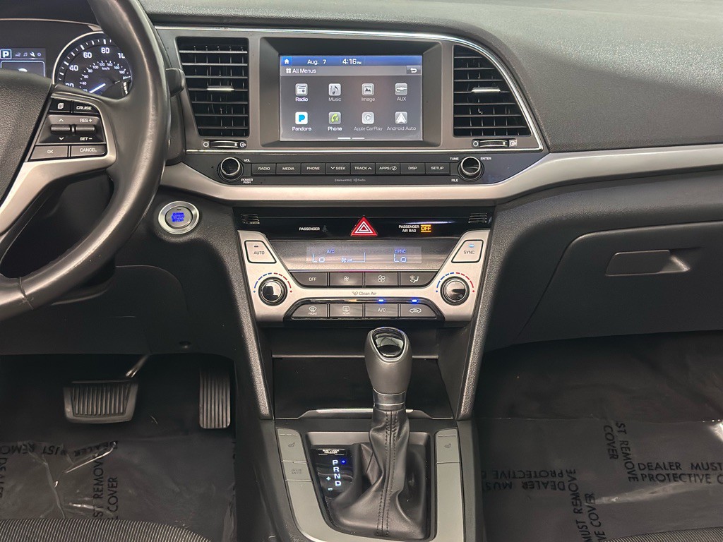 2018 Hyundai Elantra Image 15