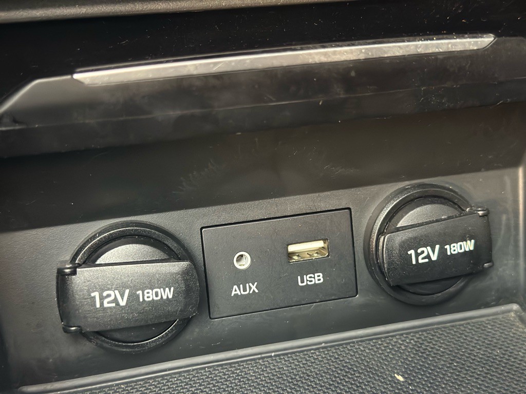2018 Hyundai Elantra Image 21