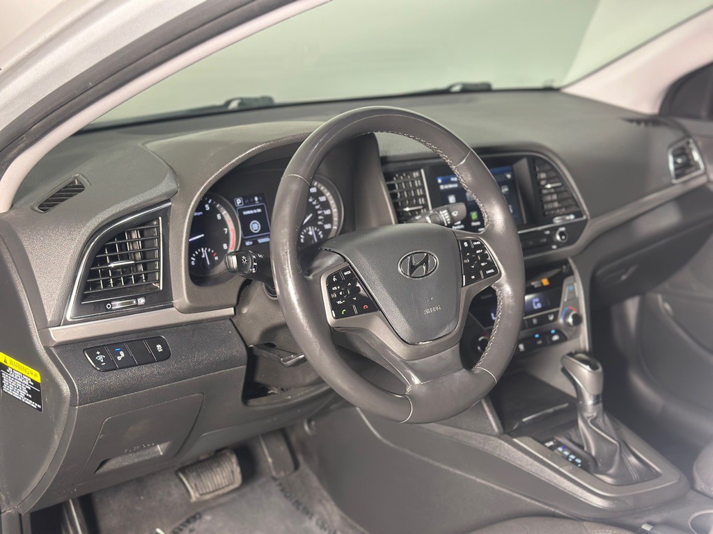 2018 Hyundai Elantra Image 28