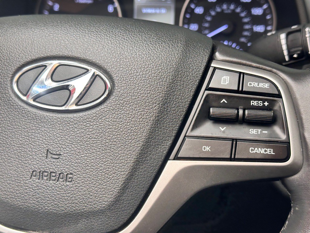 2018 Hyundai Elantra Image 30