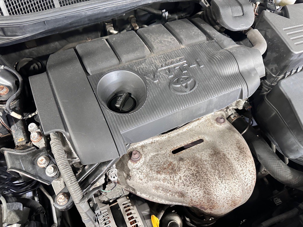 2011 Toyota Camry Image 26