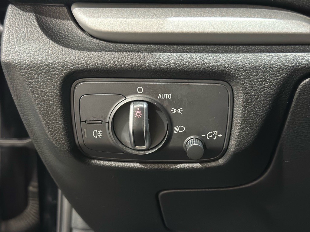 2016 Audi A3 Image 34