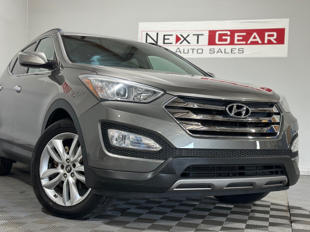 2013 Hyundai Santa Fe Sport Image 3