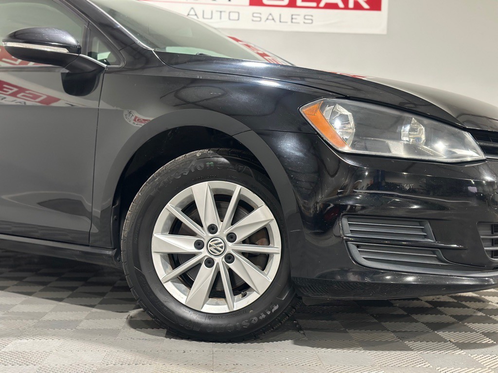 2015 Volkswagen Golf Image 6