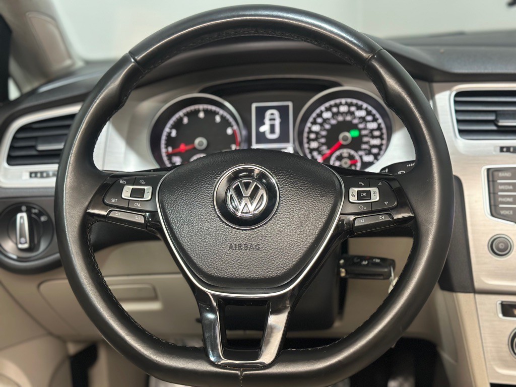 2015 Volkswagen Golf Image 14