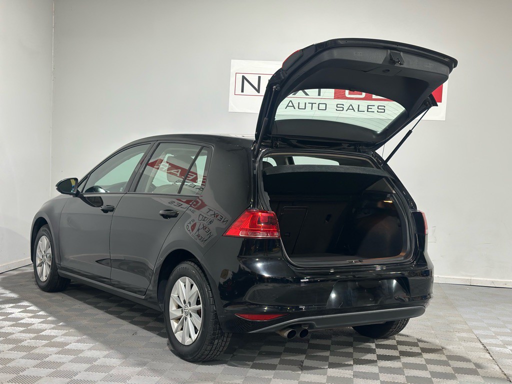 2015 Volkswagen Golf Image 29
