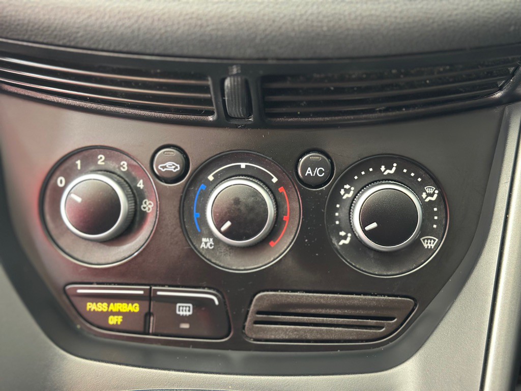 2016 Ford Escape Image 17