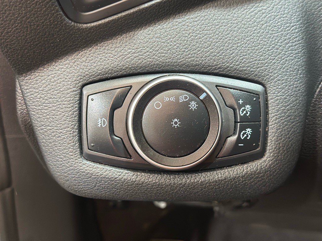 2016 Ford Escape Image 28