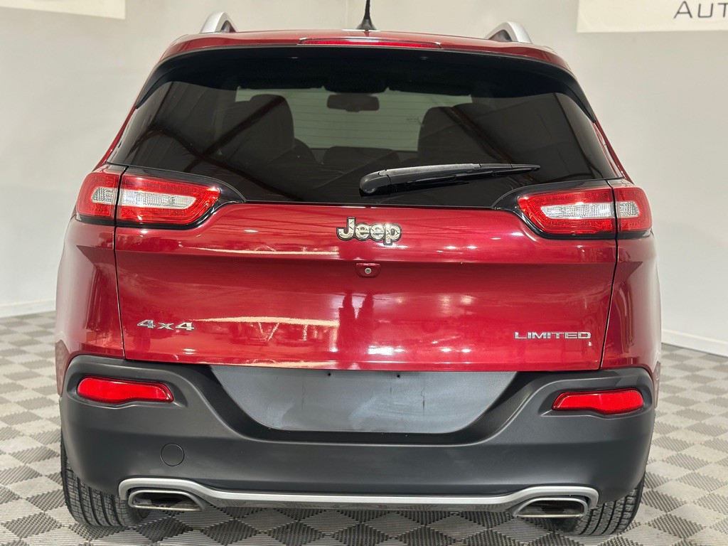 2015 Jeep Cherokee Image 8
