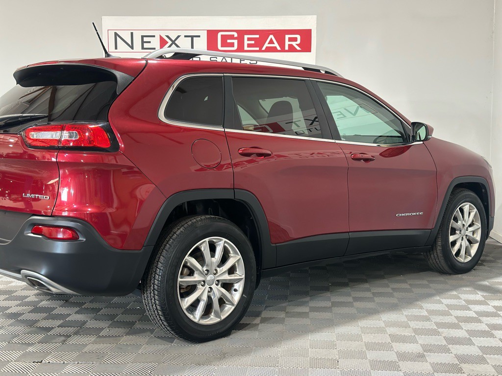 2015 Jeep Cherokee Image 9