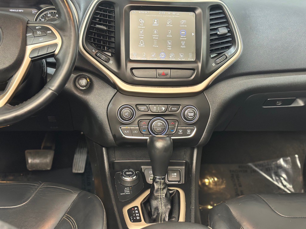 2015 Jeep Cherokee Image 15