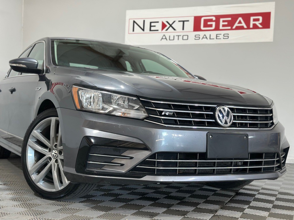 2017 Volkswagen Passat Image 3